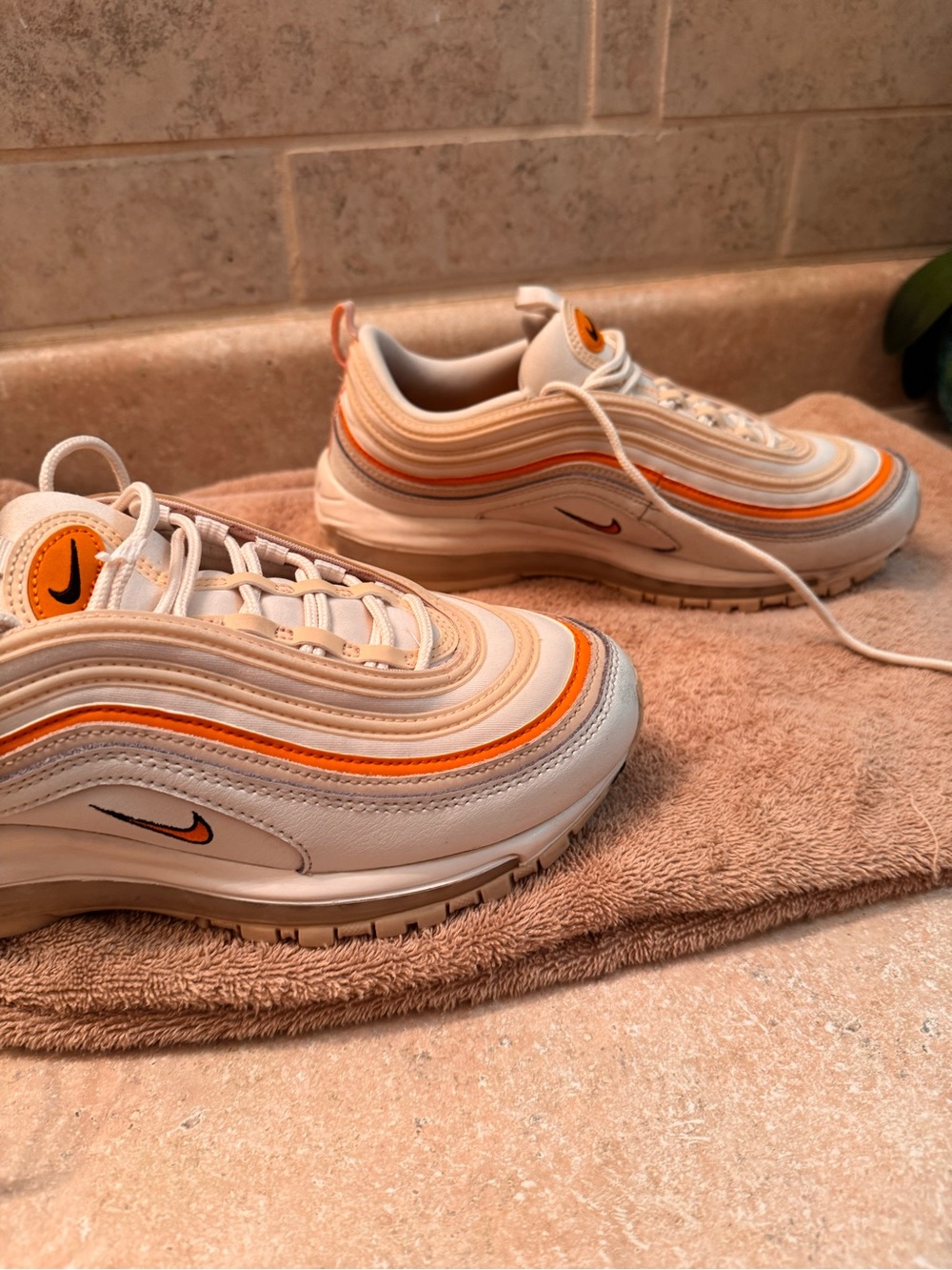 Nike Air Max 97 in Cream & Orange Accent